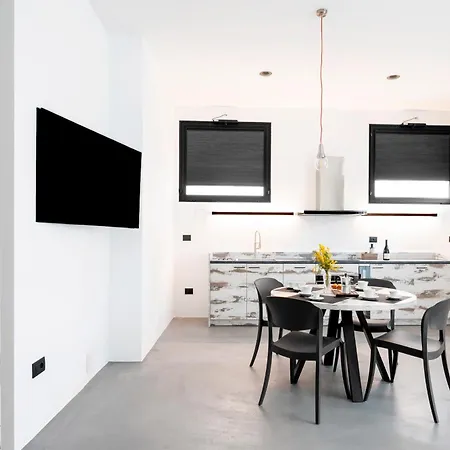 Opificio Angiolino Luxury * ميليندونيو